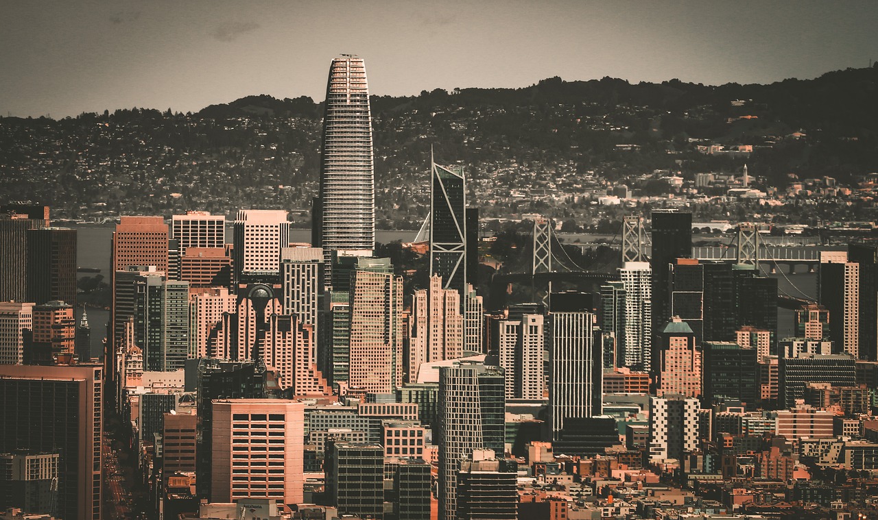 在分析本赛 在分析本赛