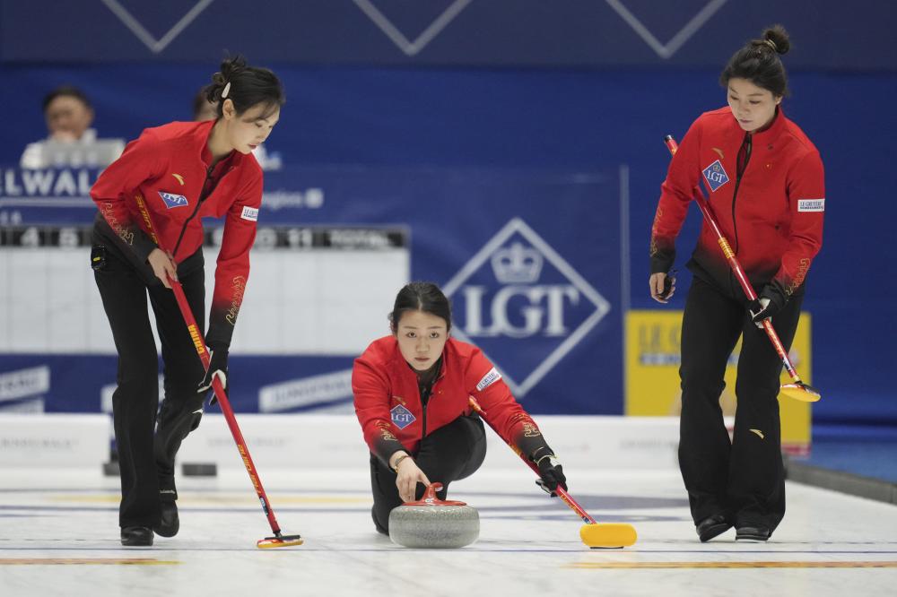 球俱乐部而 球俱乐部而